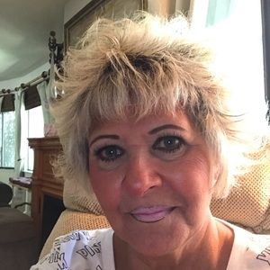 Meet your Posher, Debra